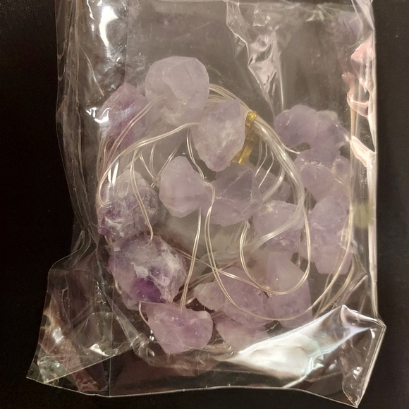 ⭐⭐ READ!!⭐NWT, " Harmonia " AMETHYST LED STRING LIGHTS, with Remote - Picture 6 of 7